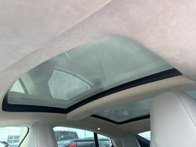 Used 2015 Tesla Model S 85D AWD/4WD image 34