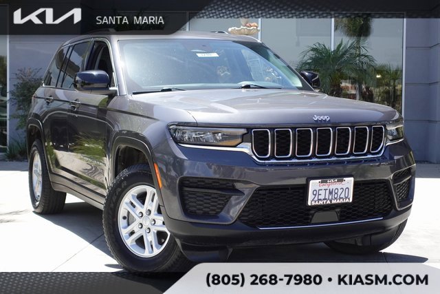 Used 2023 Jeep Grand Cherokee Laredo w/ Luxury Tech Group I