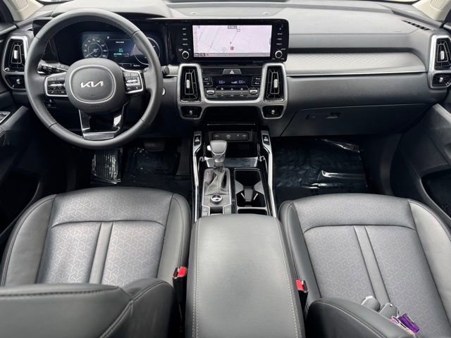 Certified 2023 Kia Sorento SX image 17