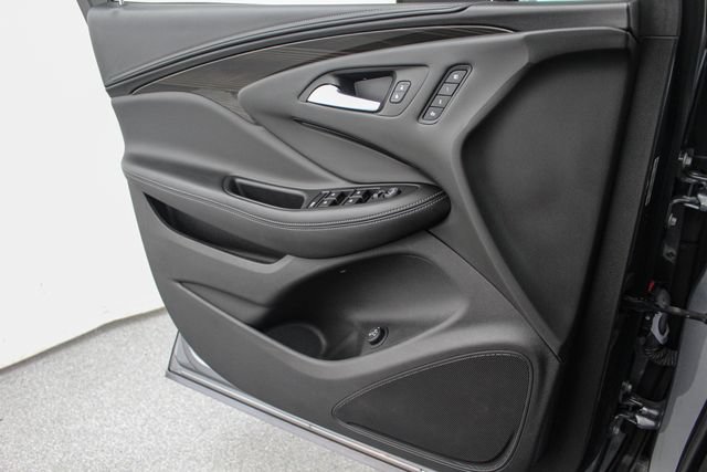 Certified 2019 Buick Envision Essence FWD image 12