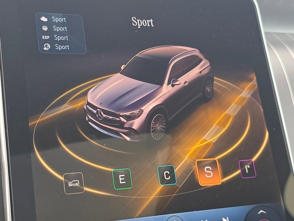 Certified 2026 Mercedes-Benz GLC 300 4MATIC image 33