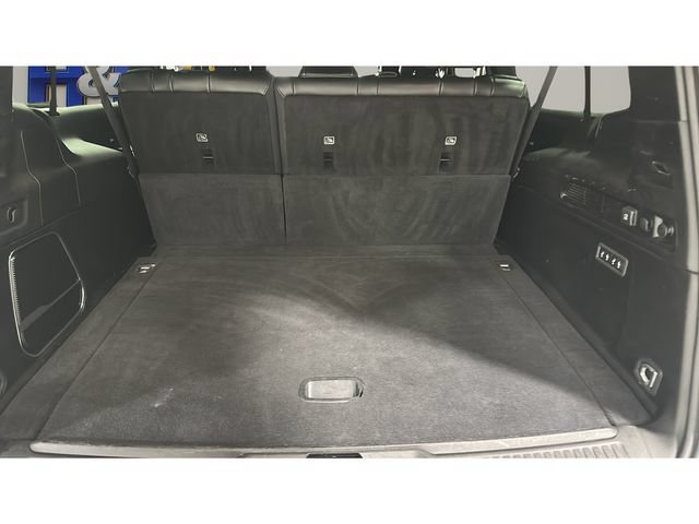 Used 2024 Jeep Wagoneer L Series II w/ Flexible Seating Group AWD/4WD image 28
