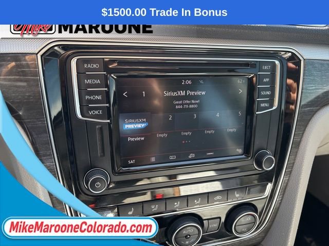 Used 2018 Volkswagen Passat 2.0T SE image 20