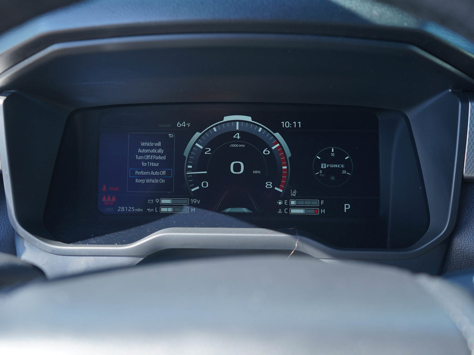 Used 2025 Toyota Tundra Limited AWD/4WD image 21