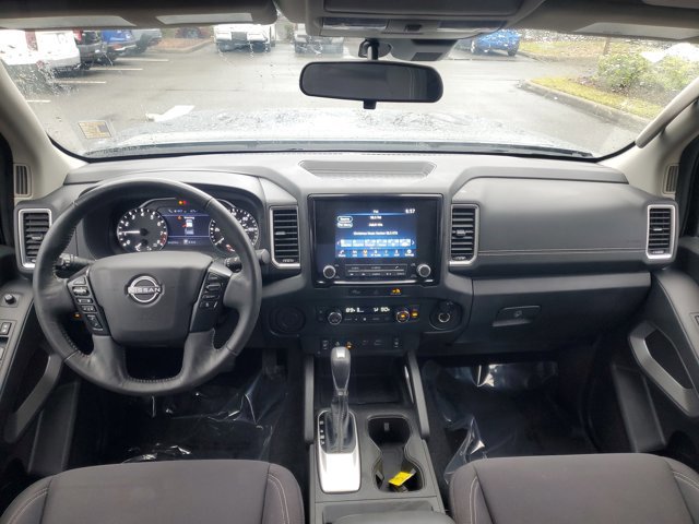 Used 2023 Nissan Frontier SV w/ SV Convenience Package image 9