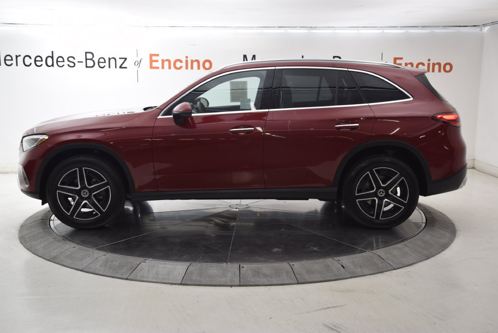 Certified 2026 Mercedes-Benz GLC 300 image 3