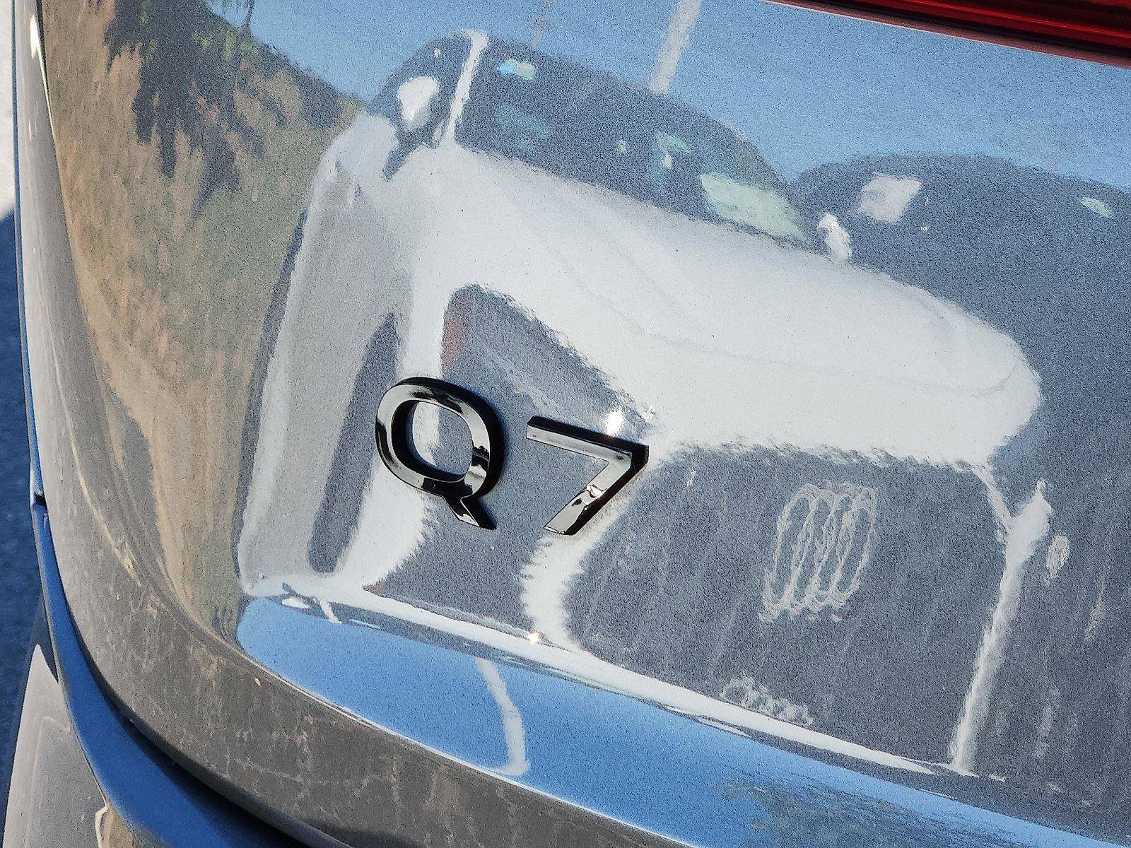 Used 2025 Audi Q7 3.0T Prestige w/ Prestige Package image 31