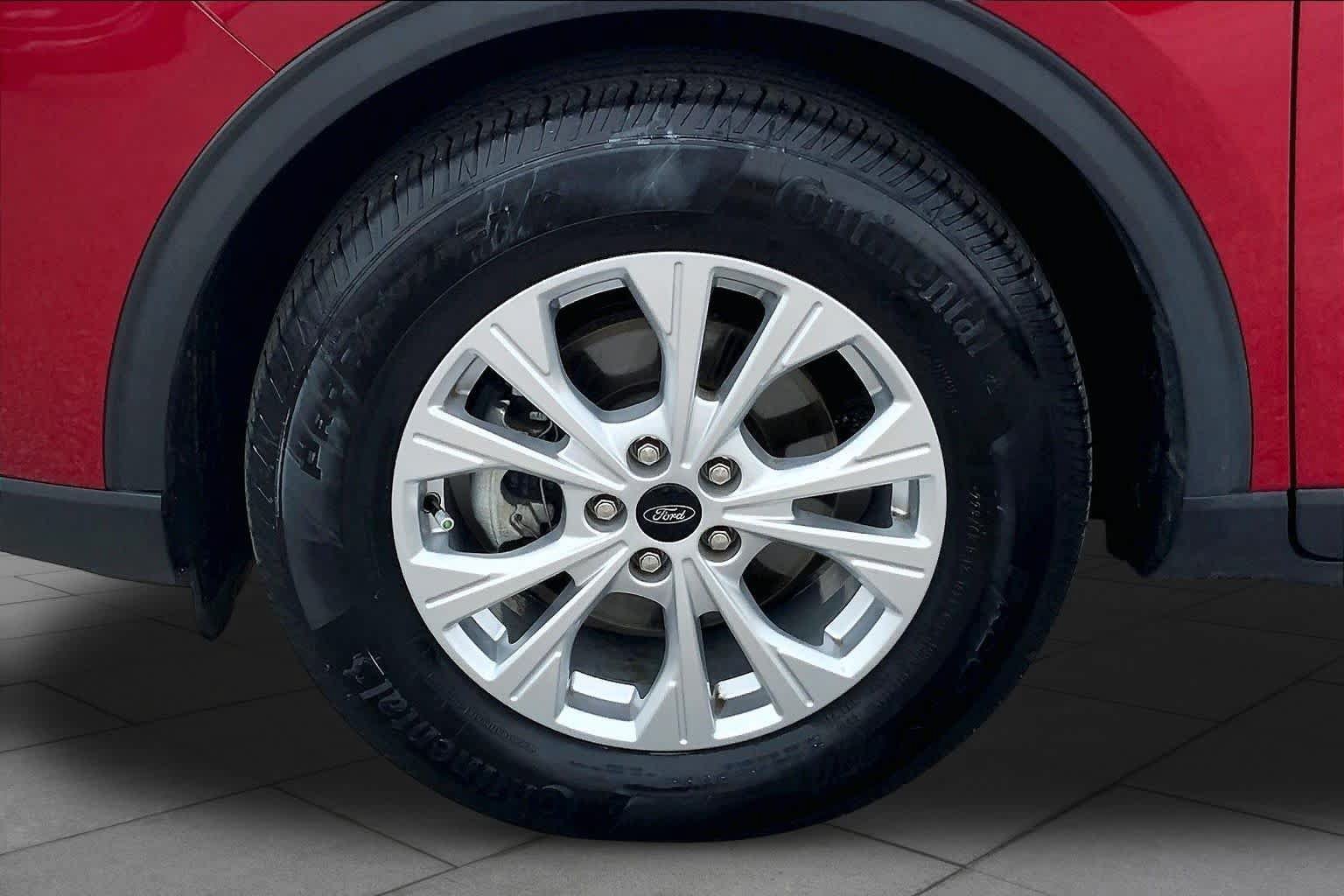Certified 2023 Ford Escape Active AWD/4WD image 10