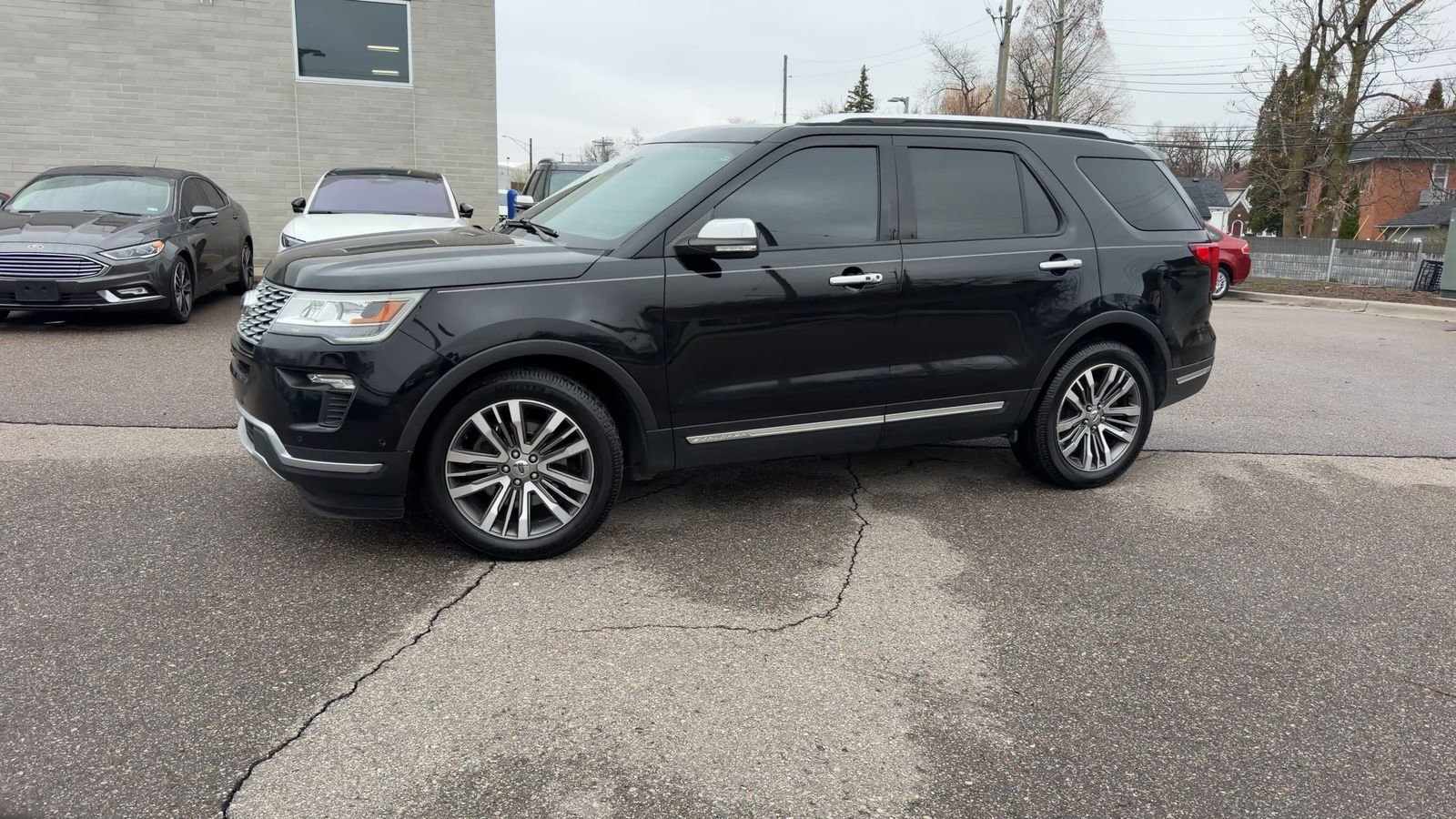 Used 2018 Ford Explorer Platinum image 6