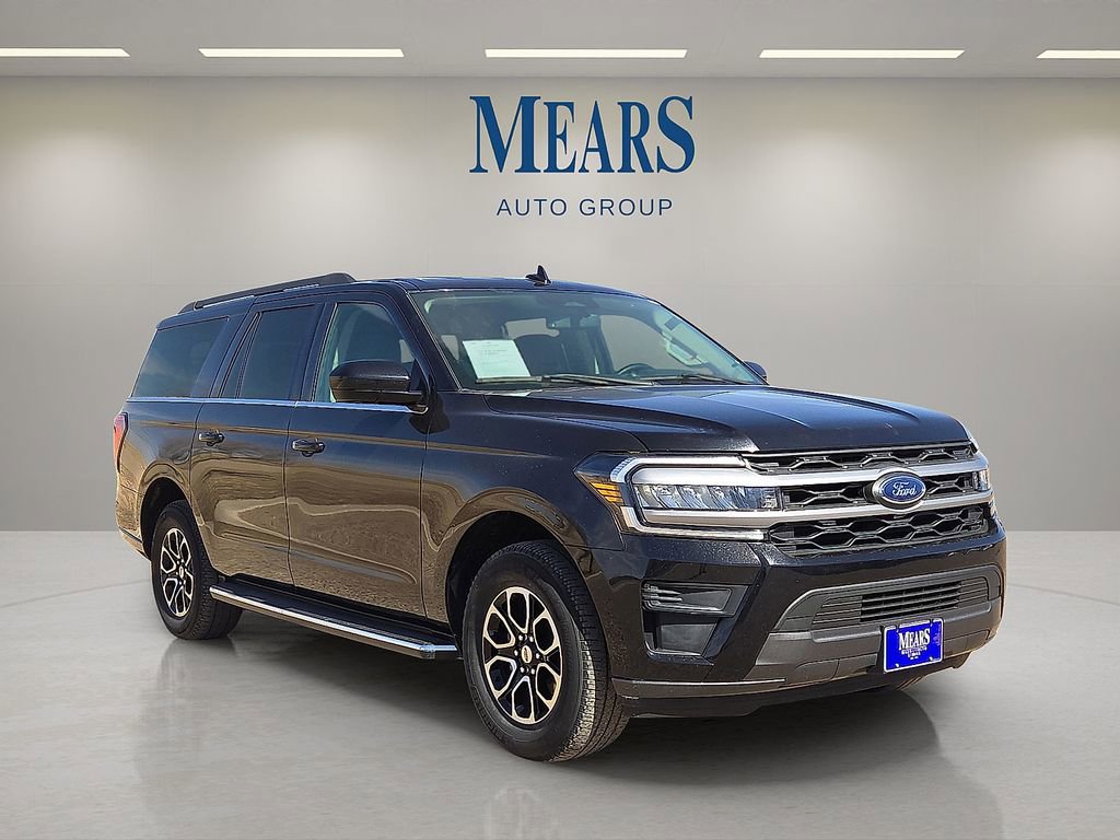 Used 2022 Ford Expedition Max XLT image 7