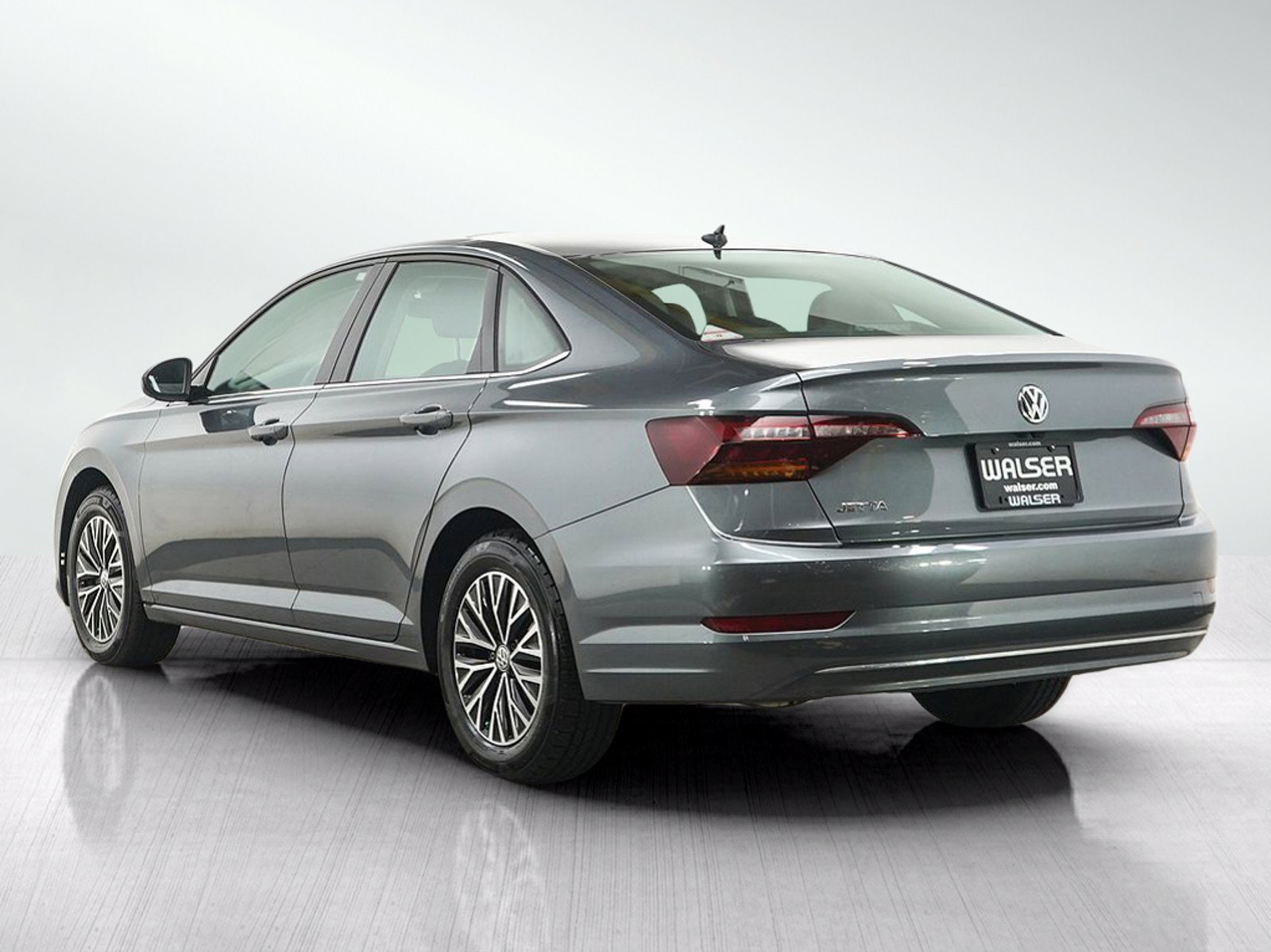 Used 2019 Volkswagen Jetta SE FWD image 3
