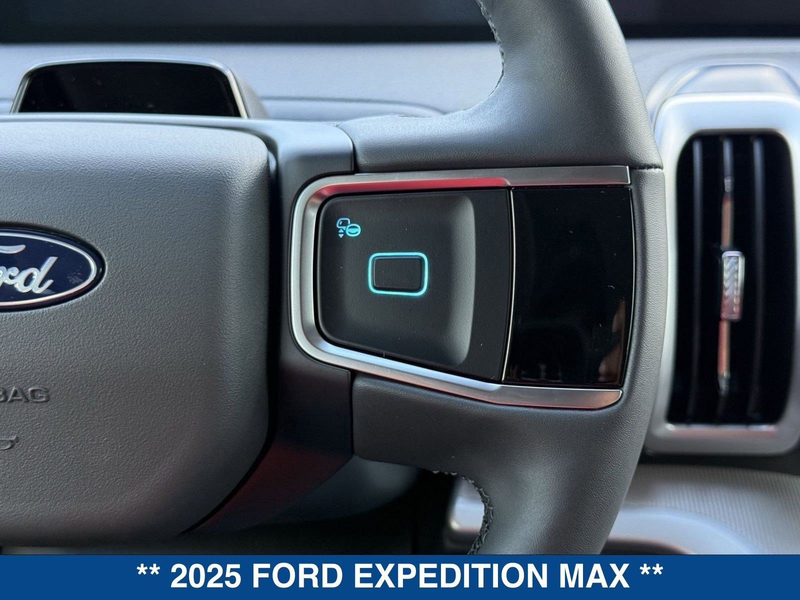 New 2025 Ford Expedition Max Active image 27