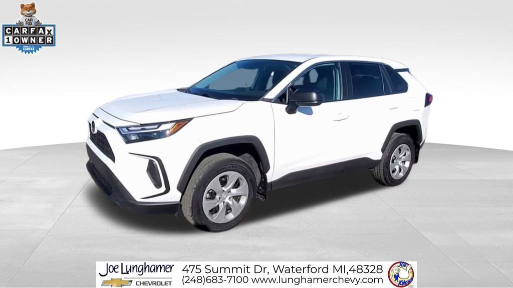 Used 2023 Toyota RAV4 LE image 4