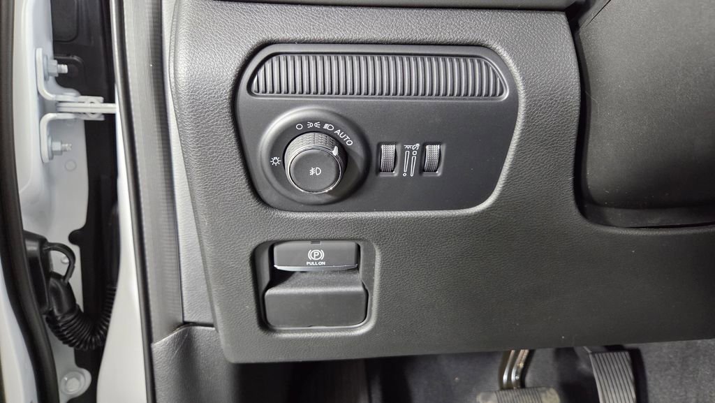 New 2025 Jeep Wagoneer Series III image 18