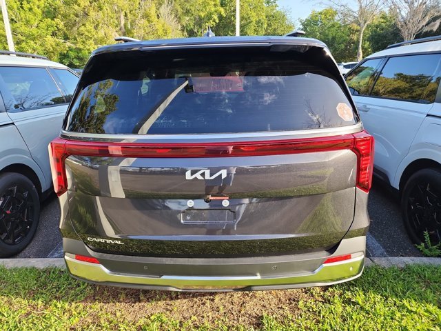 New 2026 Kia Carnival SX image 9