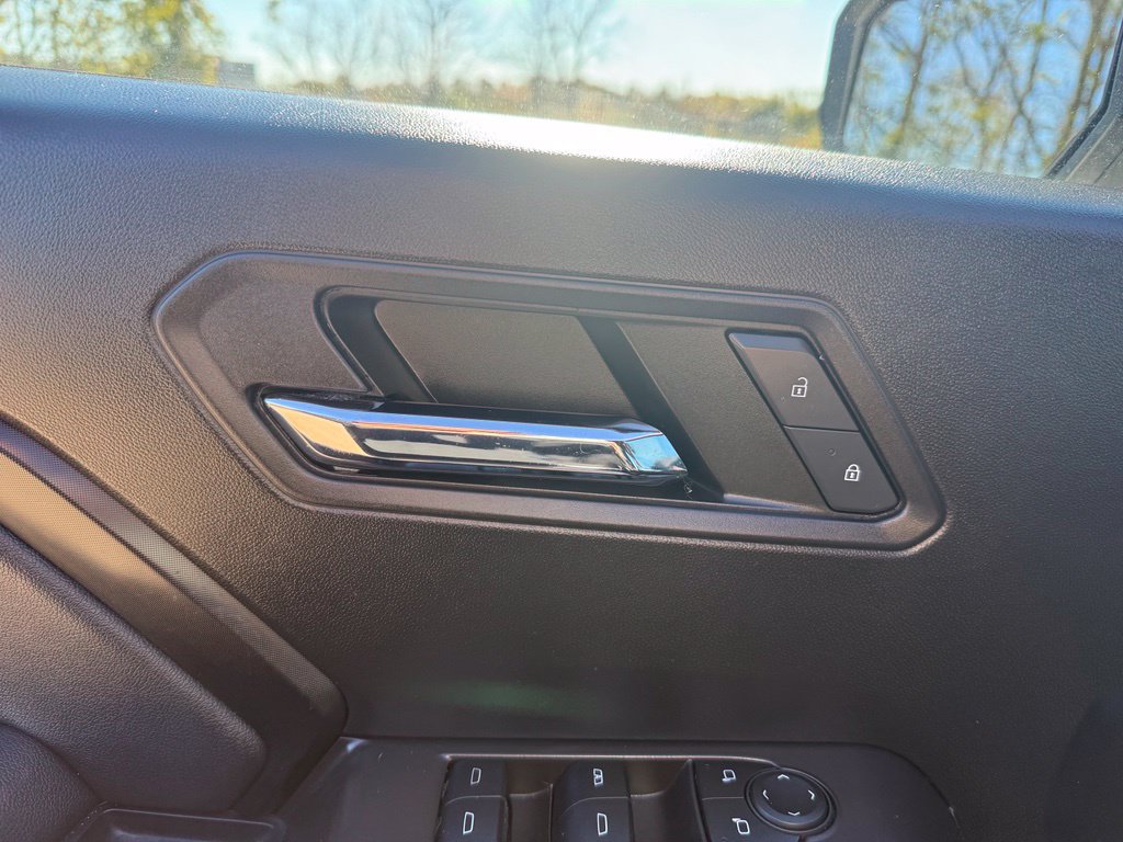 Used 2024 Chevrolet Colorado LT w/ LT Convenience Package RWD image 23