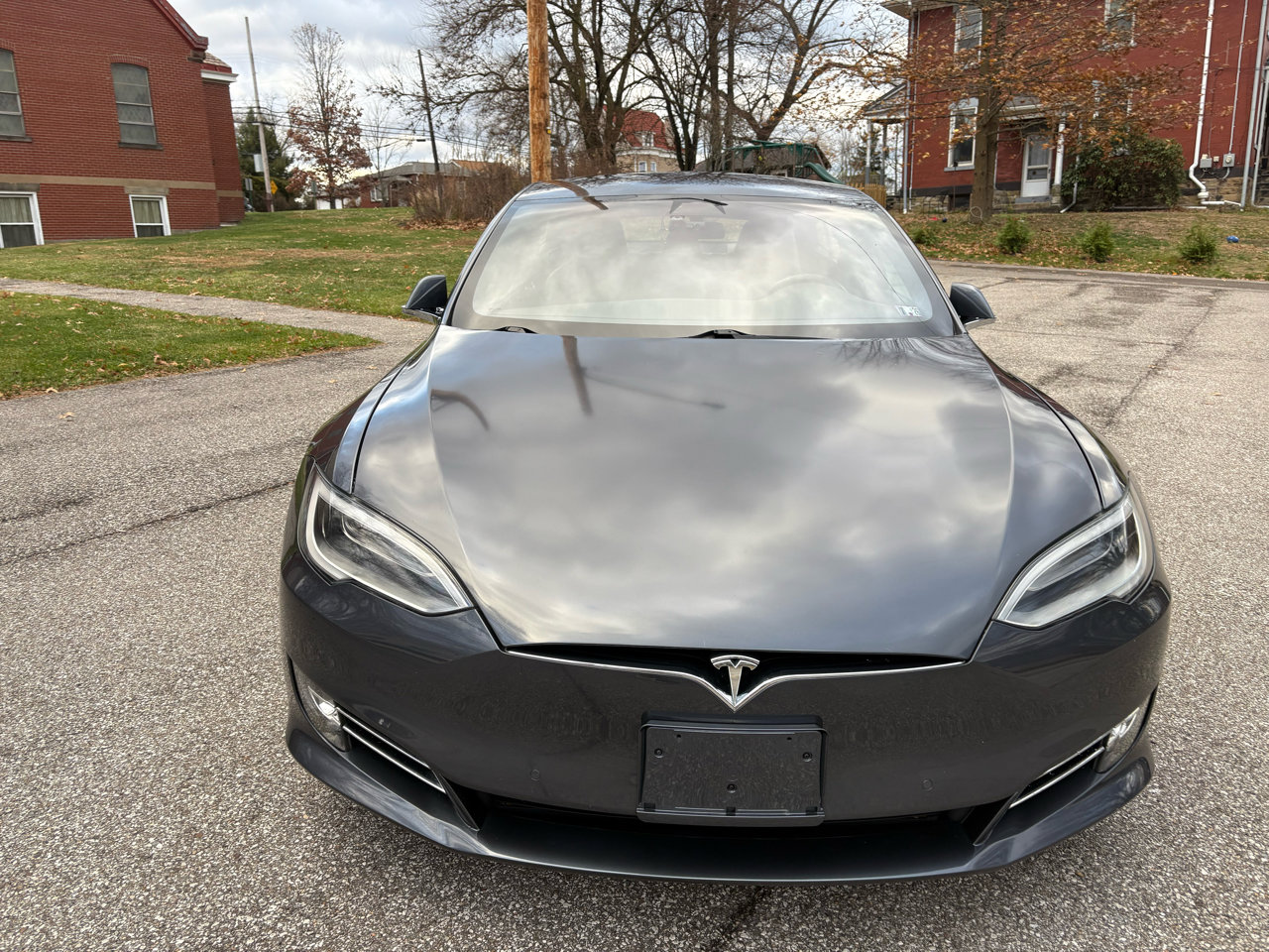 Used 2016 Tesla Model S 75D image 2