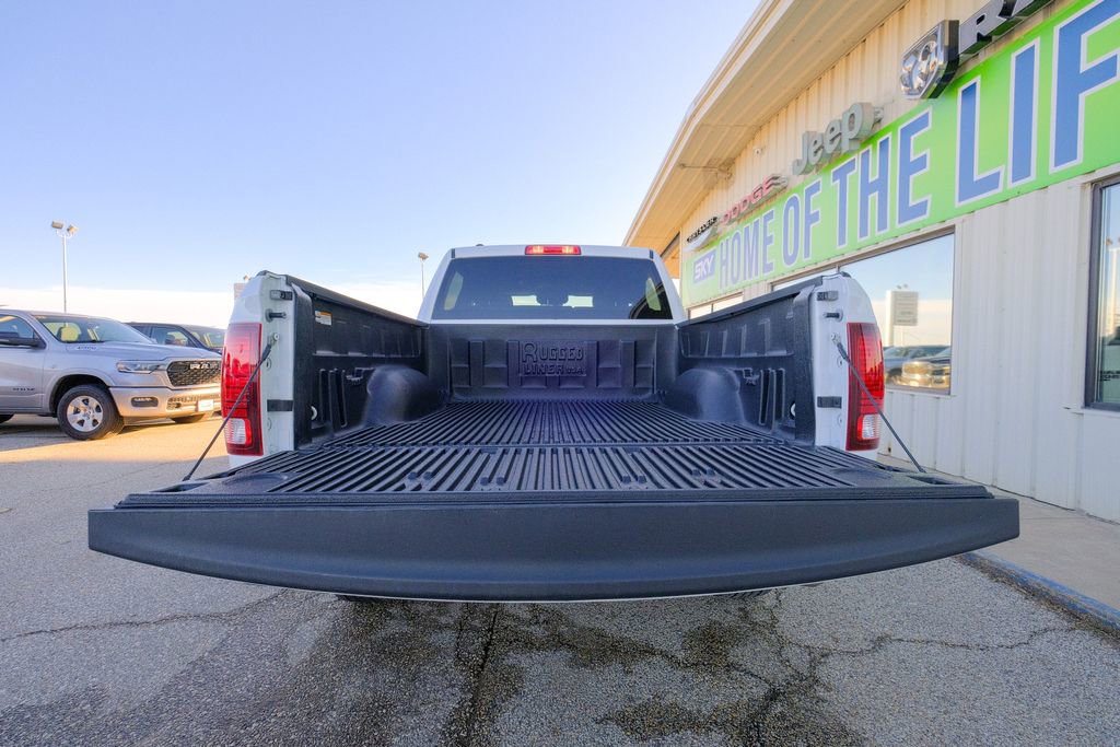 Used 2024 RAM 1500 Classic Warlock image 17