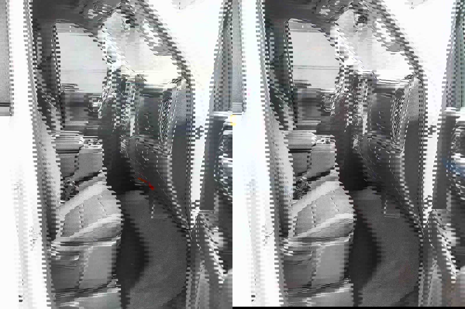 Used 2022 Chevrolet Silverado 1500 Custom w/ Rally Edition image 16