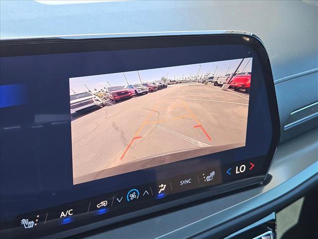 New 2026 Chevrolet Traverse LT w/ Sun and Wheel Package image 13