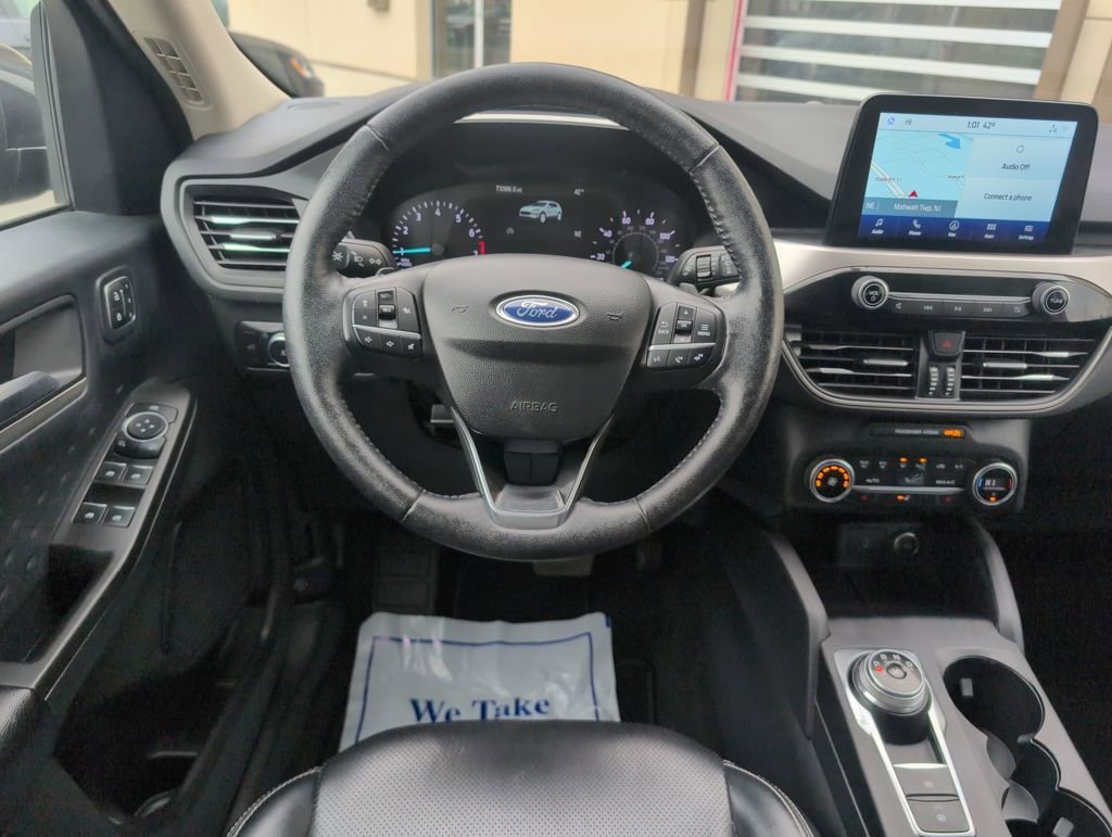 Used 2020 Ford Escape SEL image 14