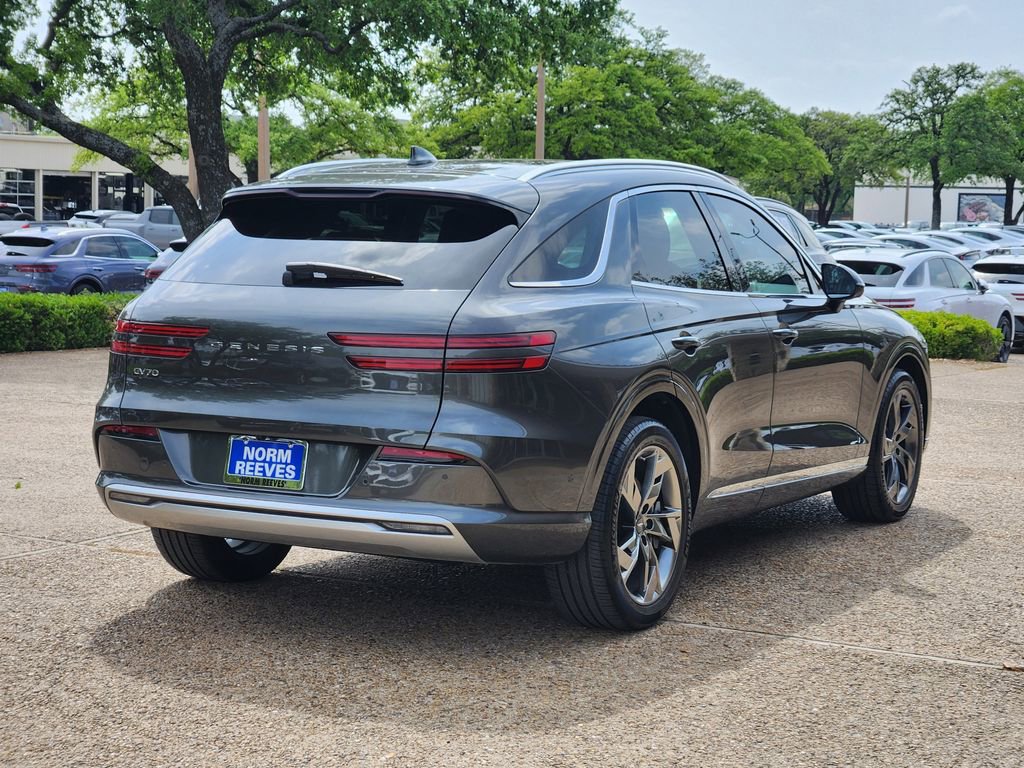 Used 2023 Genesis Electrified GV70 Advanced image 5