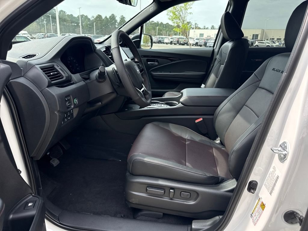 New 2026 Honda Ridgeline Black Edition image 11