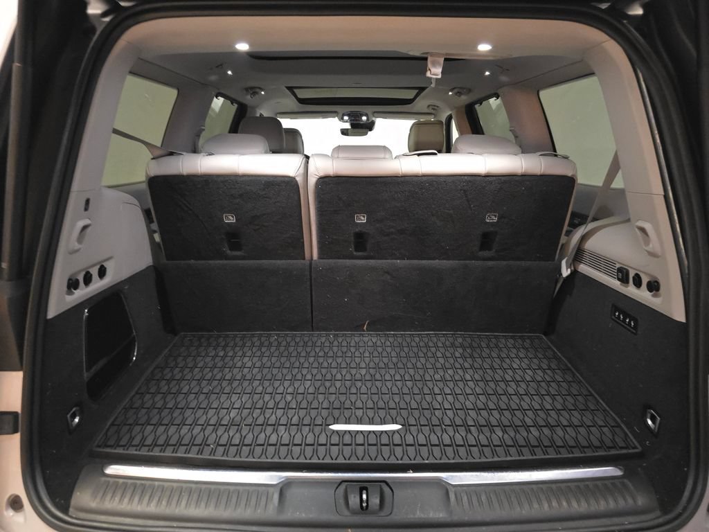 Used 2022 Jeep Grand Wagoneer Series I AWD/4WD image 23