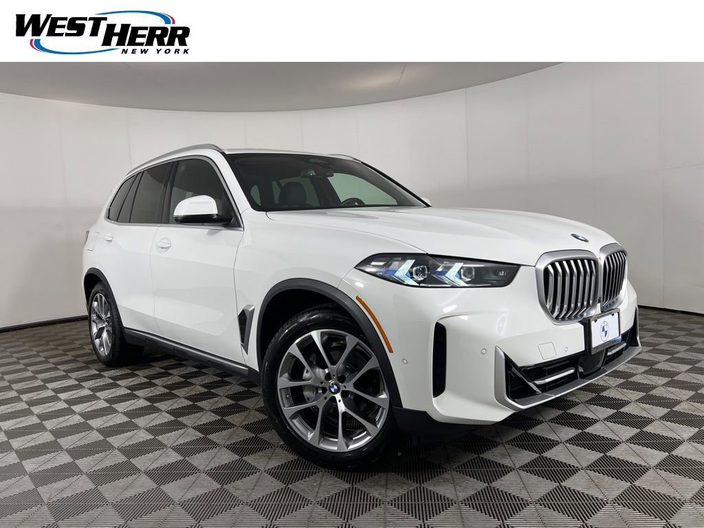 Used 2026 BMW X5 xDrive40i w/ Parking Assistance Package image 1