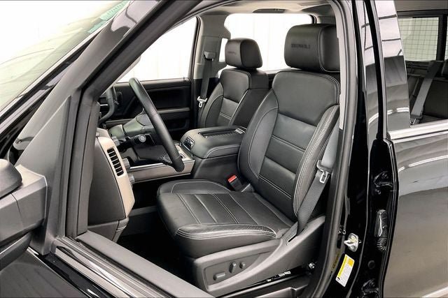 Used 2018 GMC Sierra 2500 Denali w/ Duramax Plus Package AWD/4WD image 8