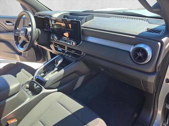 Used 2025 Chevrolet Colorado LT RWD image 20