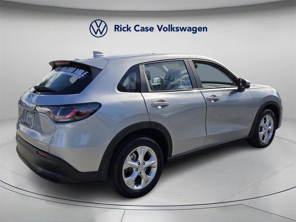 Used 2023 Honda HR-V LX image 7
