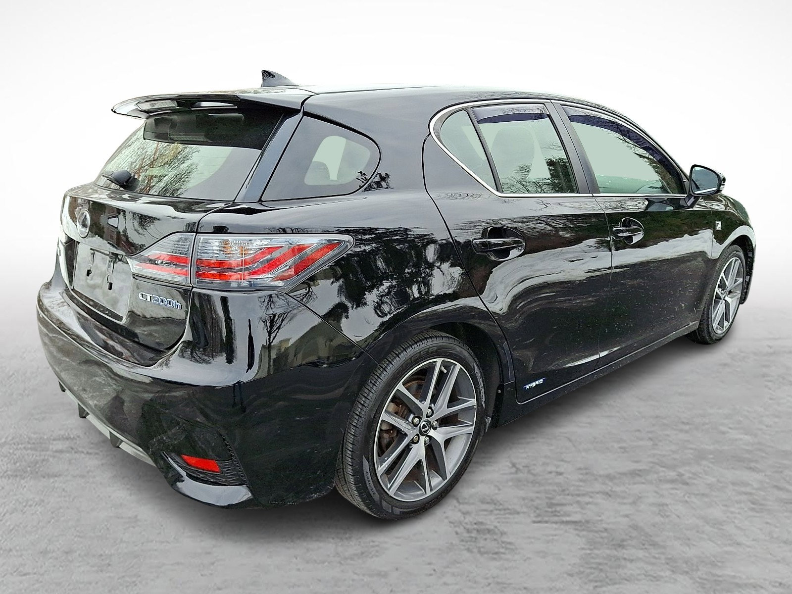 Used 2015 Lexus CT 200h image 6
