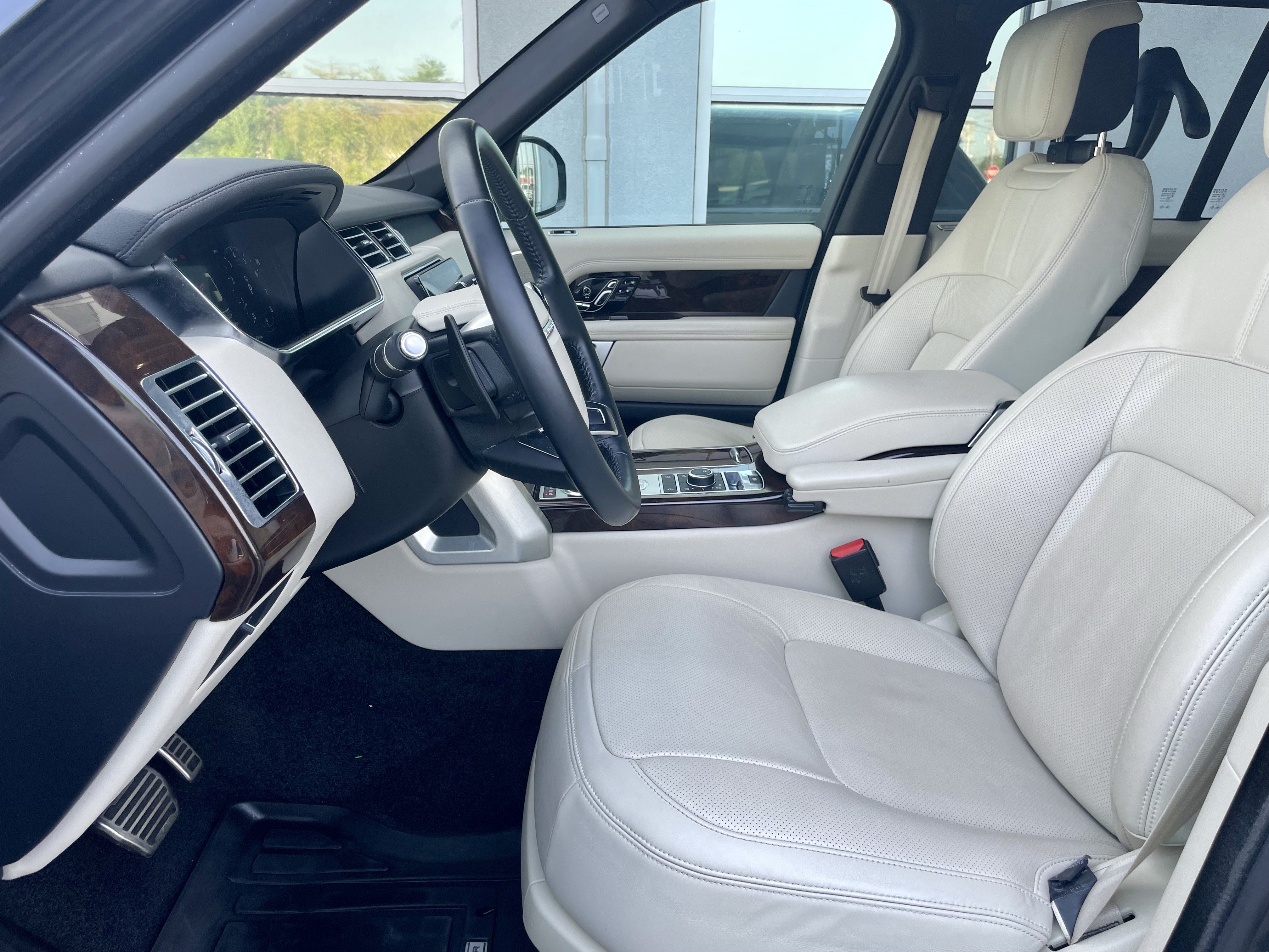 Used 2022 Land Rover Range Rover Westminster Edition AWD/4WD image 14