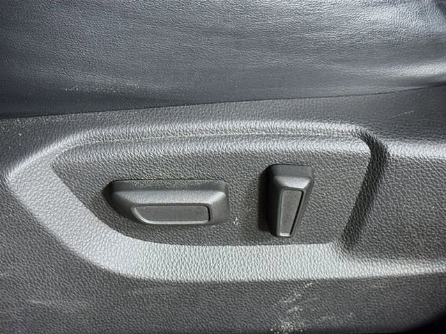 Used 2022 Mitsubishi Eclipse Cross SE image 17