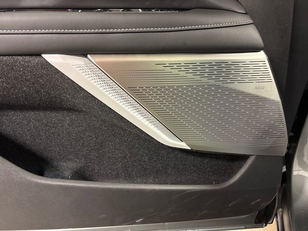 New 2026 Cadillac Optiq Sport 1 image 22