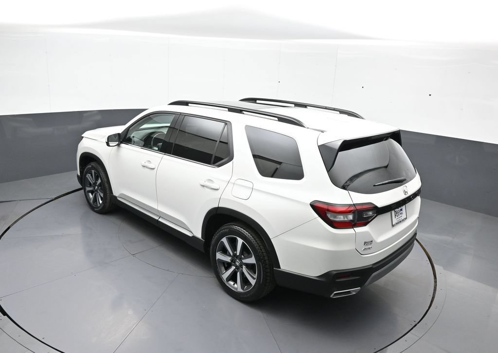 Certified 2024 Honda Pilot Touring image 42