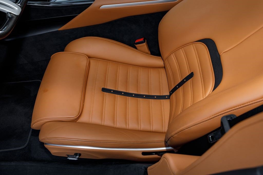 Used 2024 Ferrari Purosangue AWD/4WD image 34