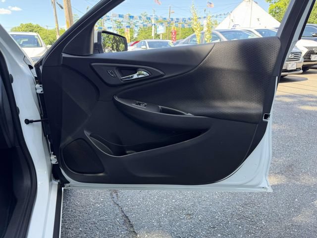 Used 2022 Chevrolet Malibu LT FWD image 8