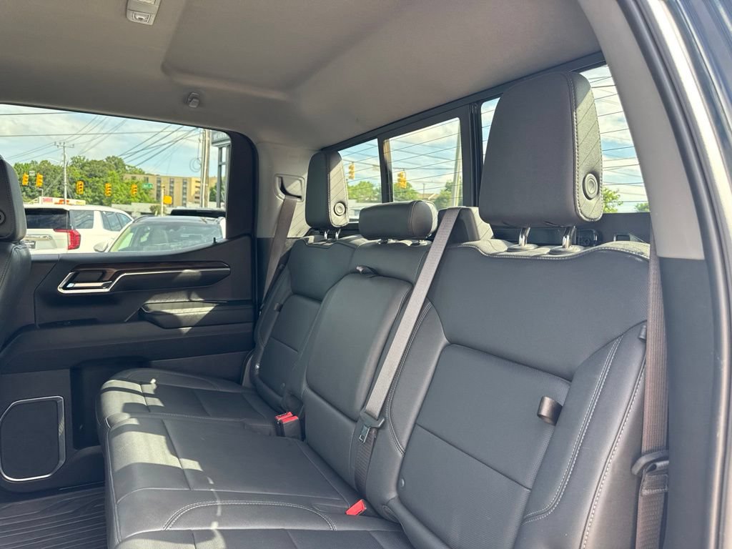 Used 2024 GMC Sierra 1500 SLT w/ SLT Premium Package AWD/4WD image 26