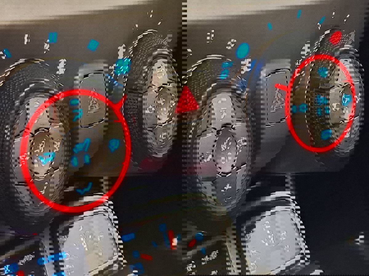 Used 2013 Chevrolet Camaro ZL1 image 32