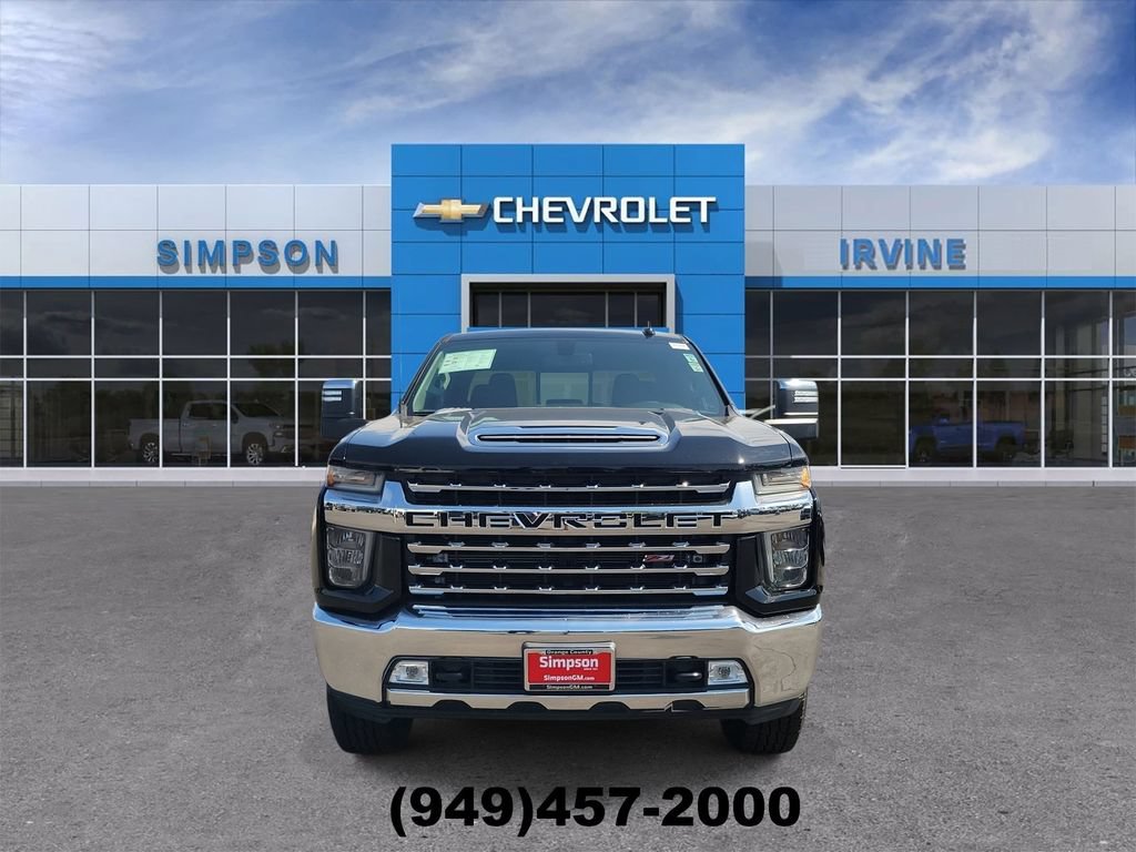 Used 2020 Chevrolet Silverado 3500 LTZ w/ LTZ Convenience Package AWD/4WD image 3