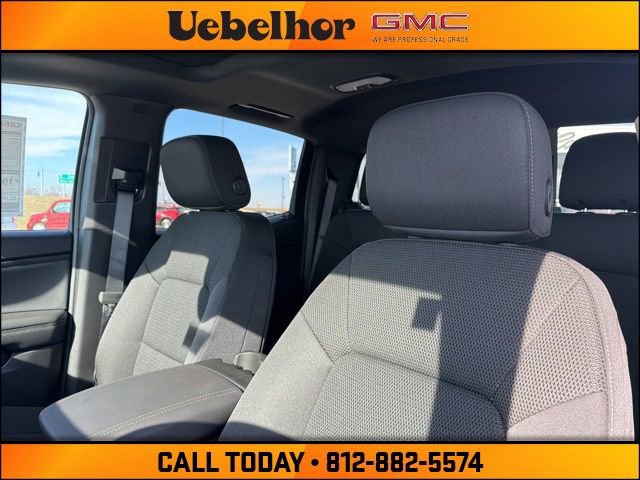 New 2026 GMC Canyon Elevation w/ Convenience Package image 21