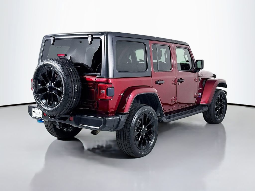 Used 2022 Jeep Wrangler Unlimited Sahara w/ Cold Weather Group image 7