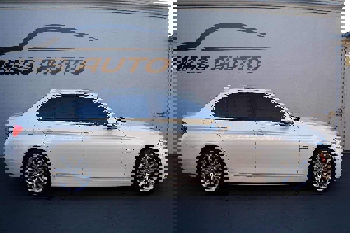 Used 2014 BMW 535i xDrive Sedan image 22
