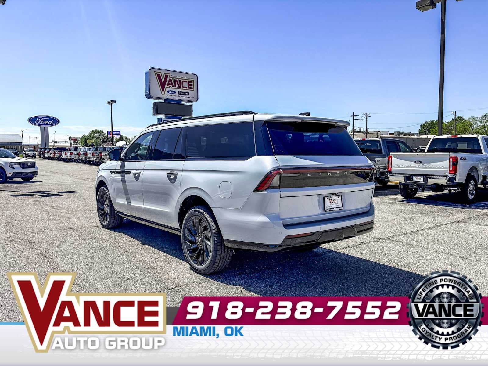 New 2026 Lincoln Navigator L Reserve AWD/4WD image 5