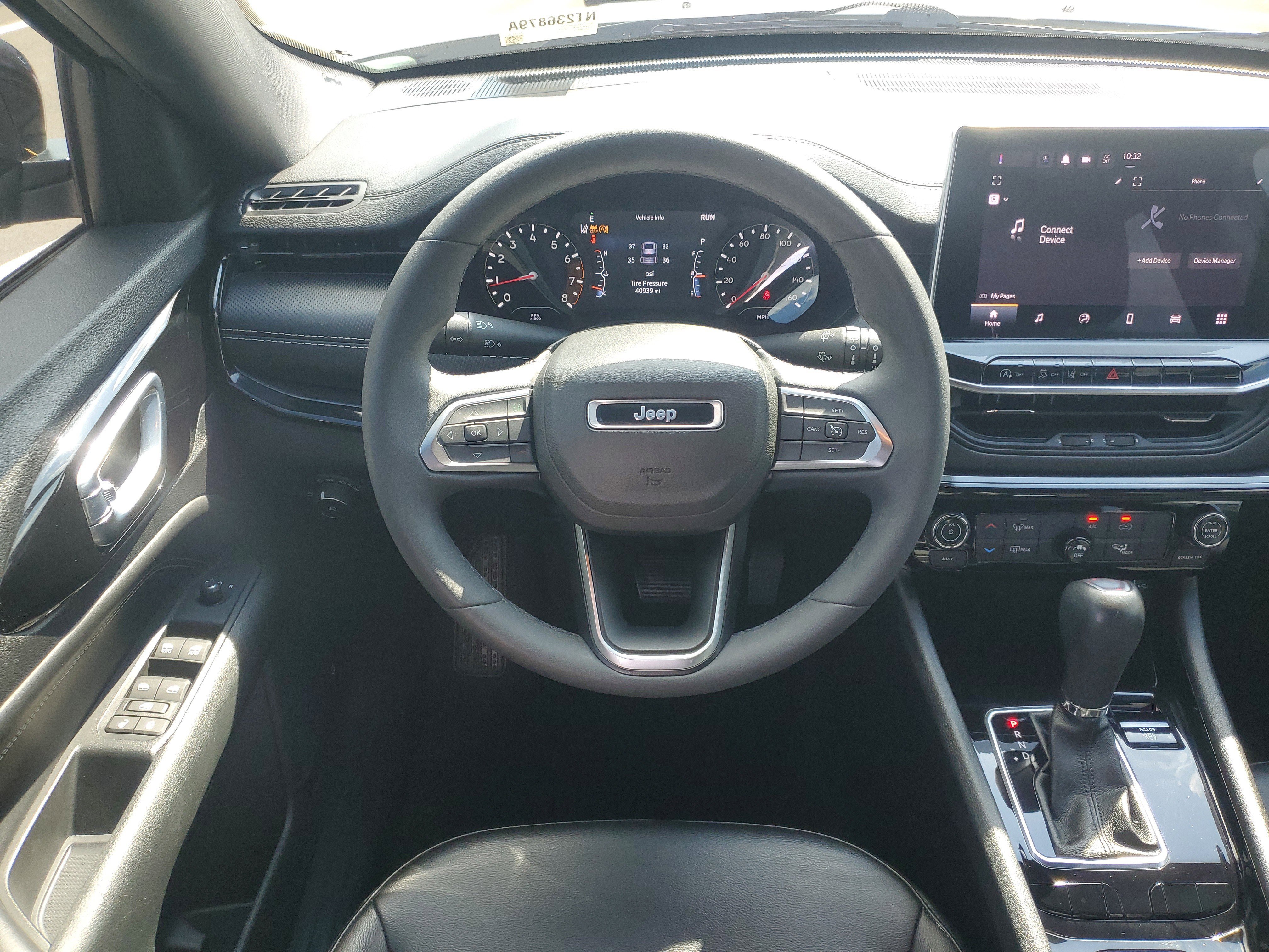 Used 2022 Jeep Compass Latitude FWD image 14