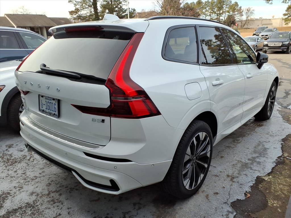 New 2026 Volvo XC60 B5 Plus w/ Protection Package Premier image 8