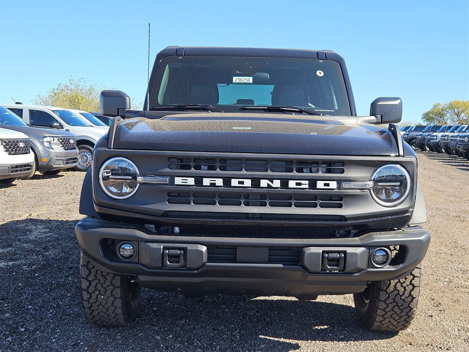 New 2025 Ford Bronco Big Bend w/ Black Diamond Package image 2
