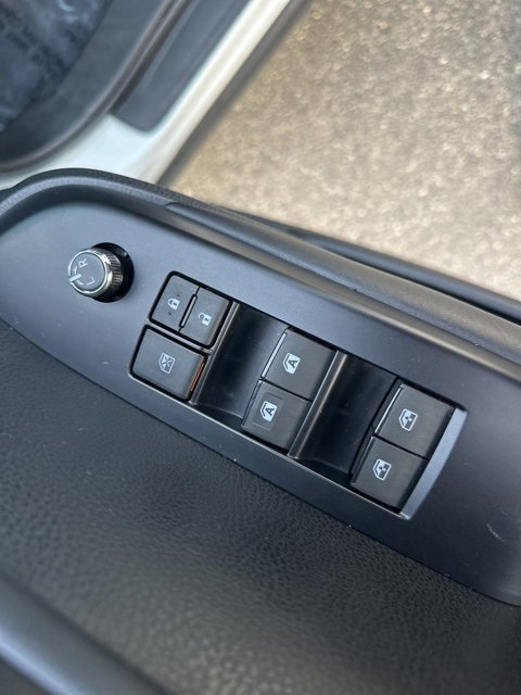 Used 2019 Toyota Highlander XLE image 27